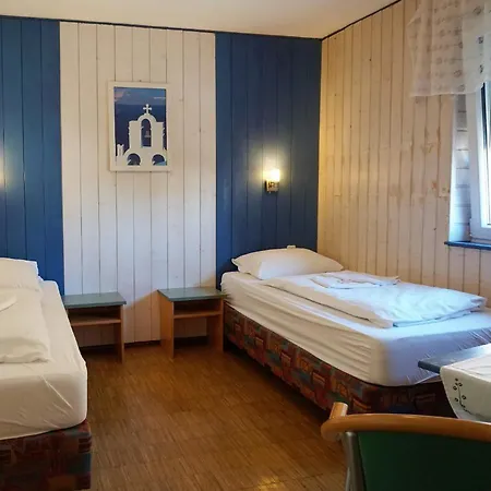 Pension-zur-rose Schönaich