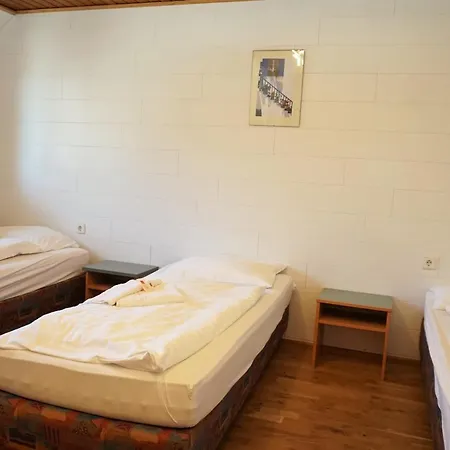 Pensionat Pension-zur-rose 3*